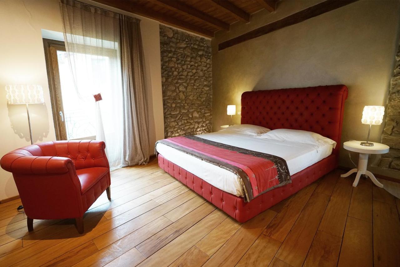 Il Portico - 1711 Luxury Guest House Arlate Εξωτερικό φωτογραφία